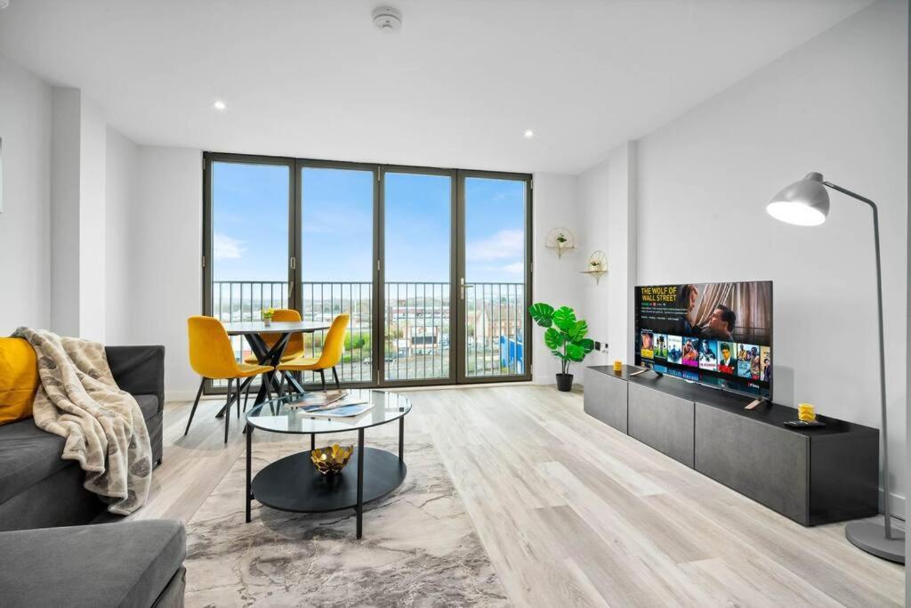 Stylish 2 Bedroom Apartment Close To Everything 伯明翰 外观 照片